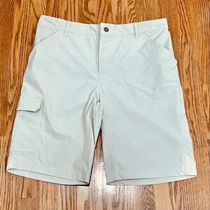 UV Skinz UPF 50+ Stretch Shorts. Size 36.